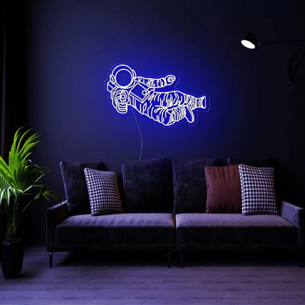 "Gun Astronaut" Neon Sign - NeonHub